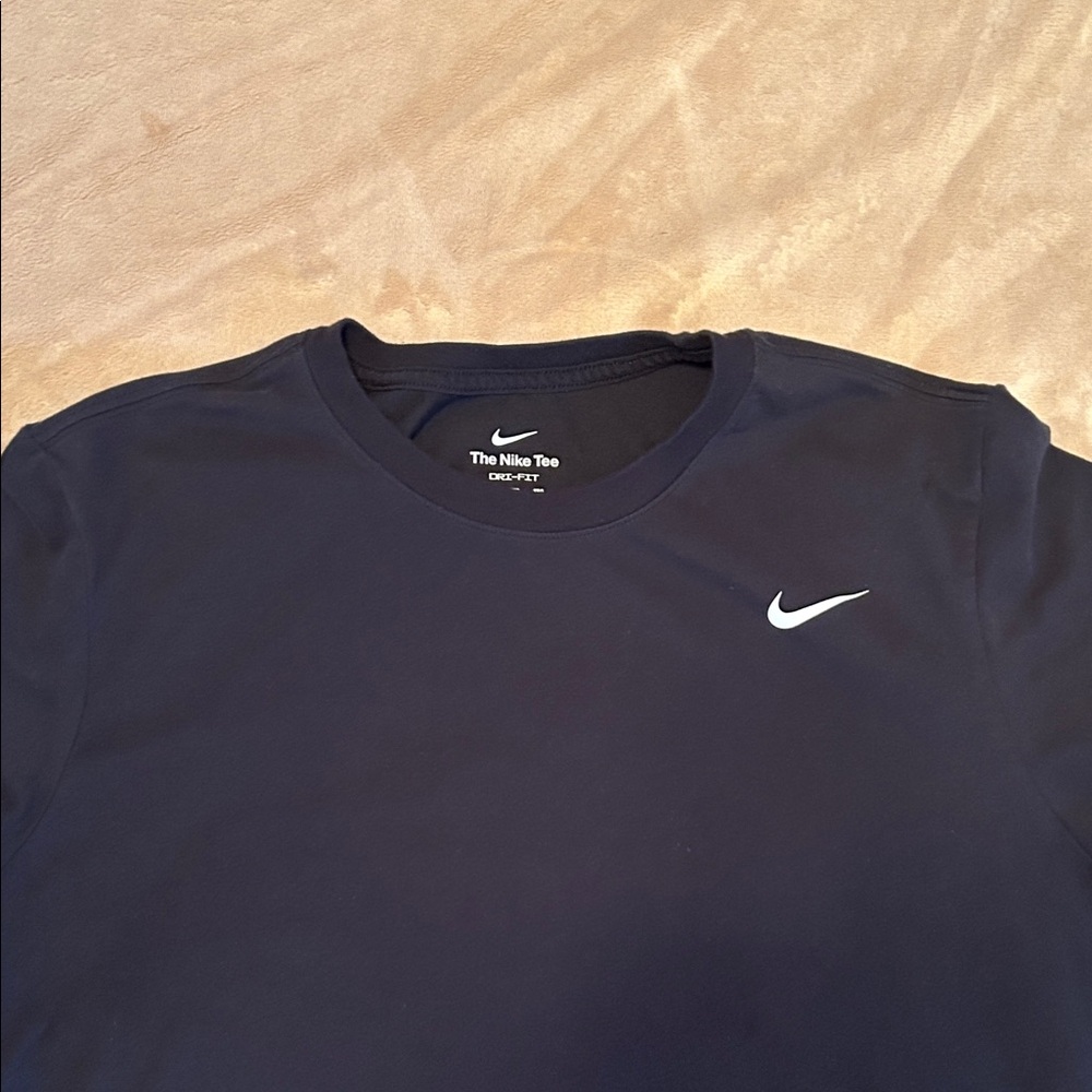 🔥Nike Men's black Short Sleeve Tee